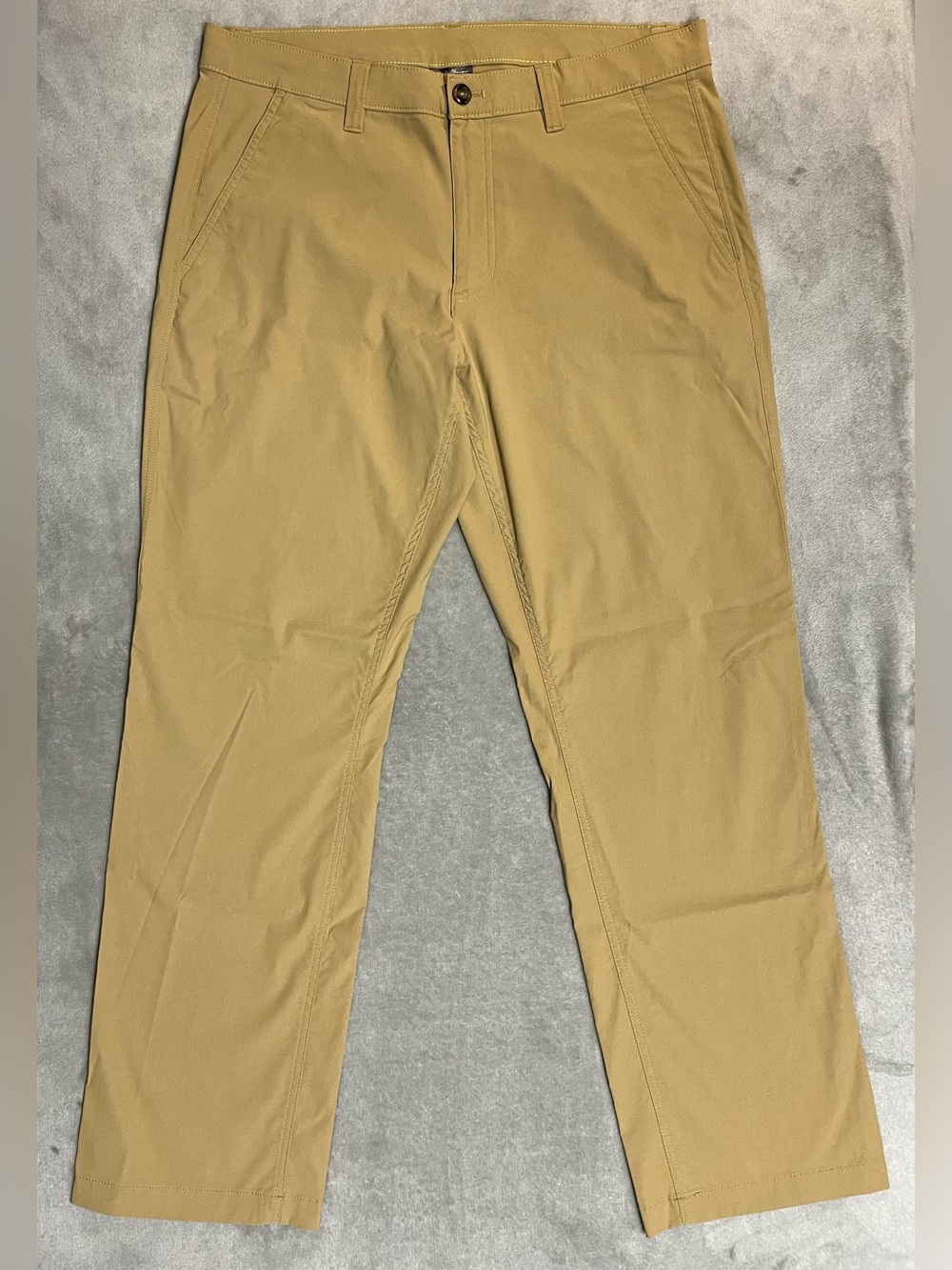 Eddie Bauer Men’s Horizon Takeoff Chino #0391 - Color: Horizon Pine - 34x32